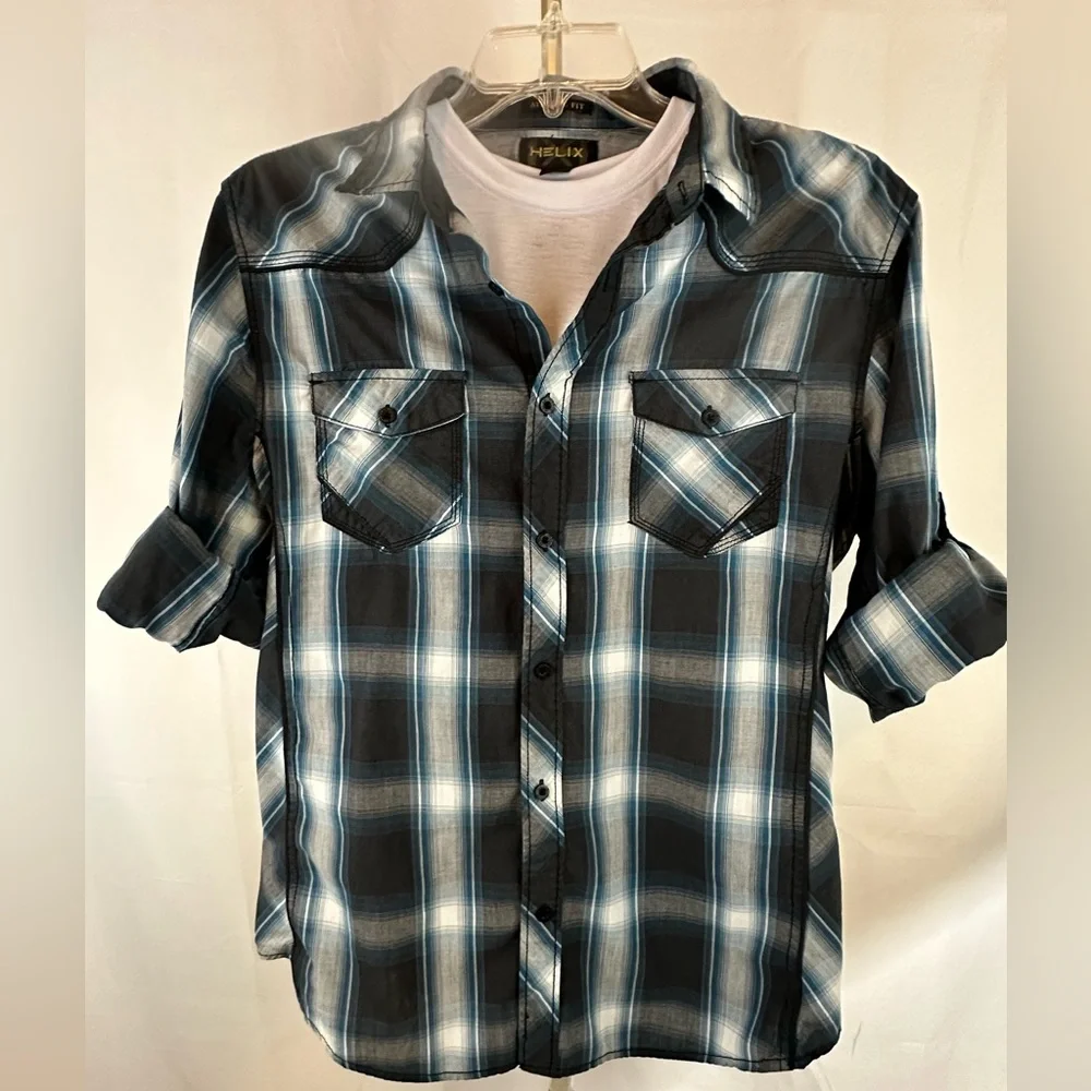 Helix brand long sleeve men’s shirt. Size XL. Athletic Fit. Nice color scheme. - Picture 4 of 8